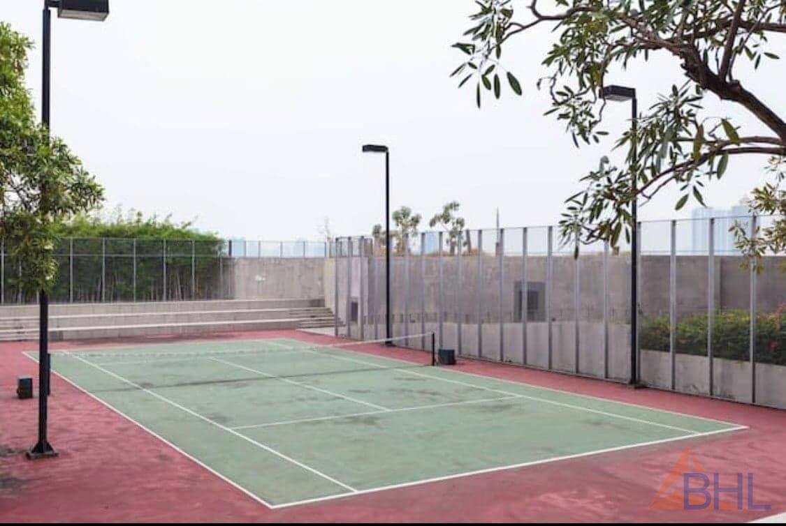 Tennis court
