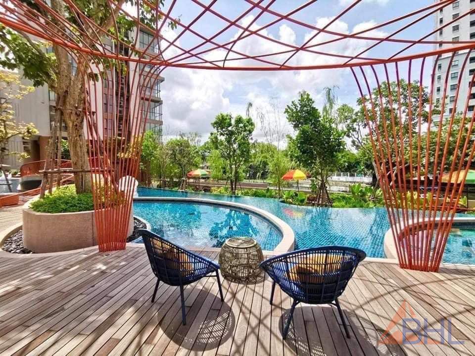 Swimming pool 3