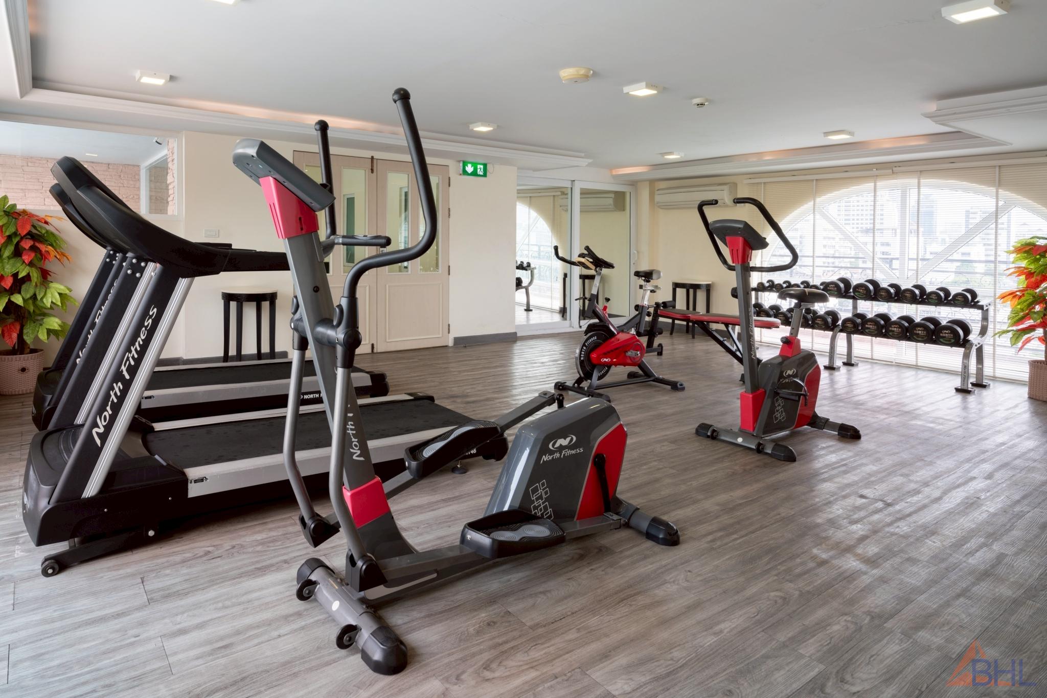 Gym (2)