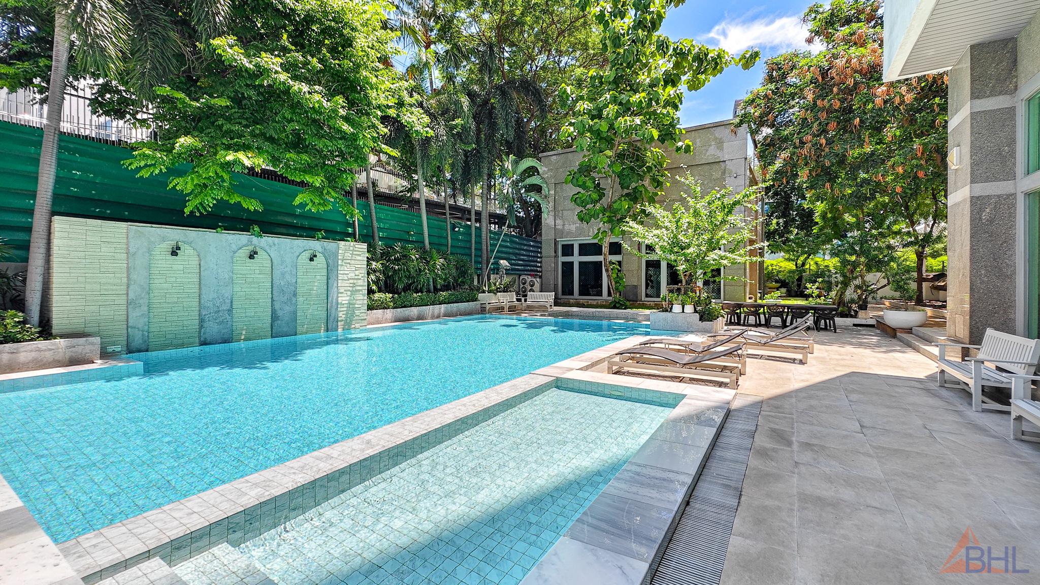 Swimming pool (3)
